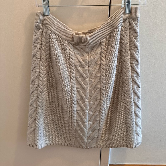 Aritzia Emporia cable knit skirt - Picture 4 of 5